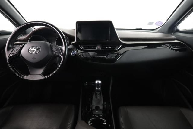 Toyota C-Hr image 5