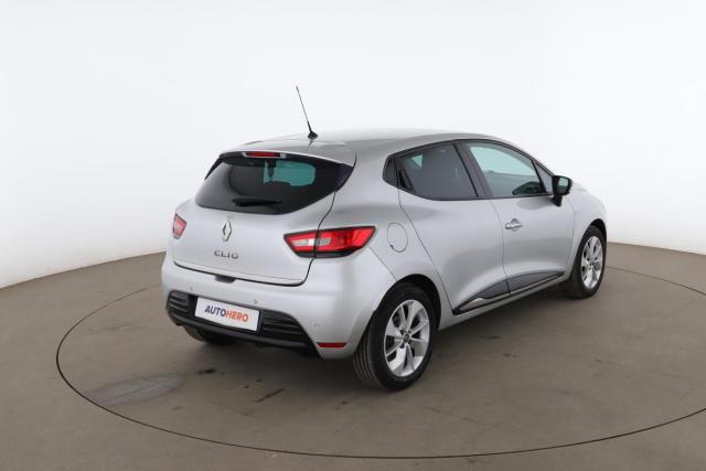 Renault Clio image 8