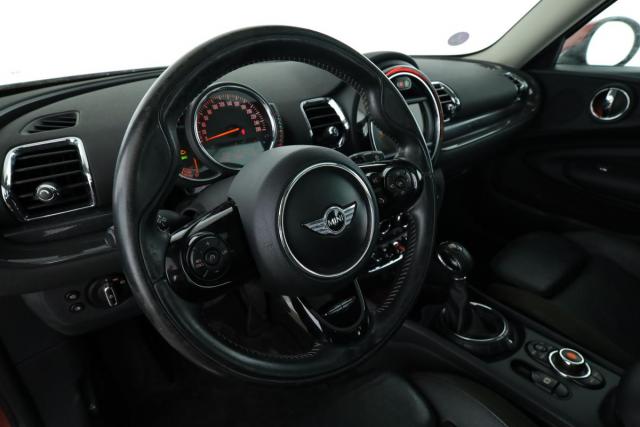 Mini Clubman image 1