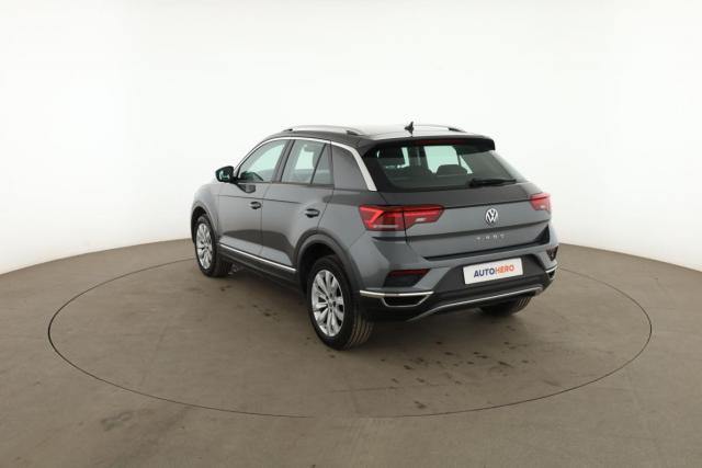 Volkswagen T-Roc image 9