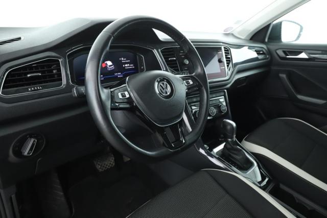 Volkswagen T-Roc image 2