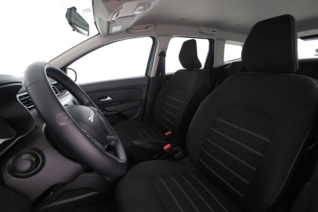 Dacia Duster image 8