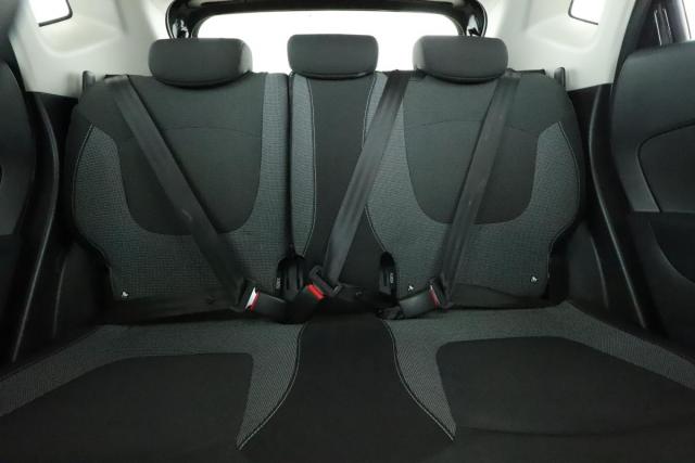 Renault Captur image 2