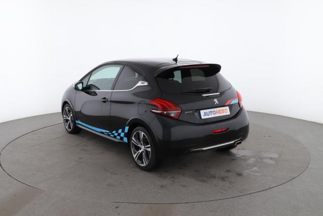 Peugeot 208 image 1