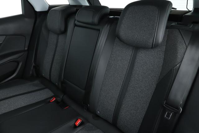 Peugeot 3008 image 7