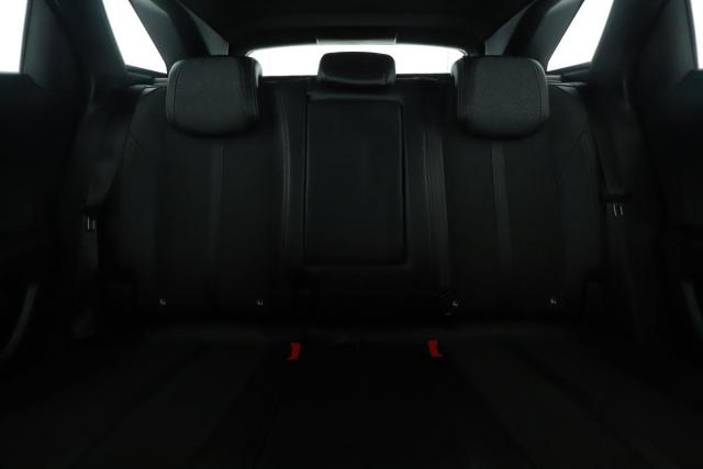 Peugeot 3008 image 3