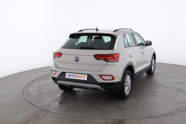Volkswagen T-Roc image 1