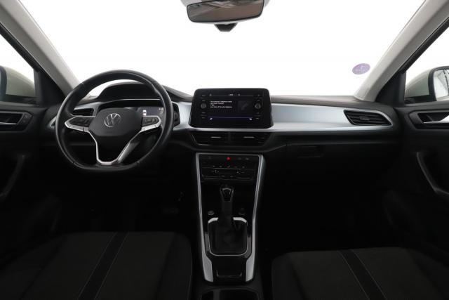 Volkswagen T-Roc image 2