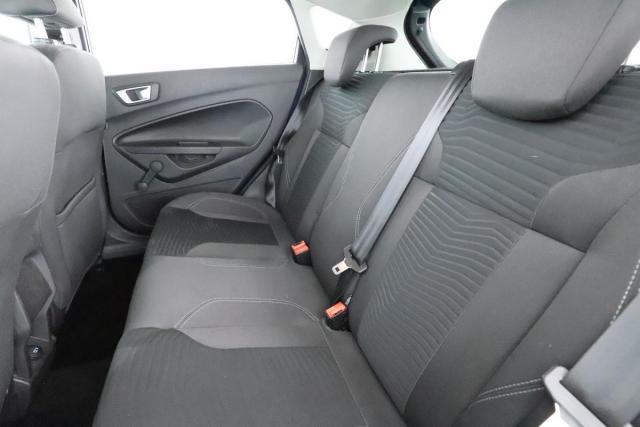 Ford Fiesta image 9