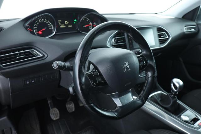Peugeot 308 image 7