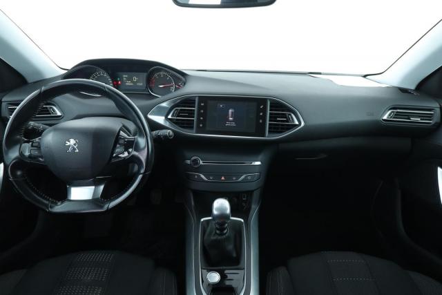 Peugeot 308 image 2