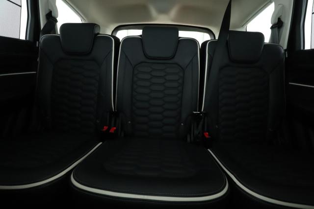 Ford S-Max image 8