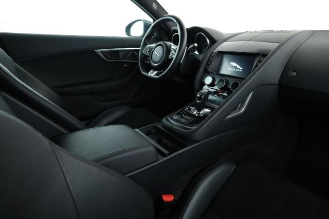 Jaguar F-Type image 5