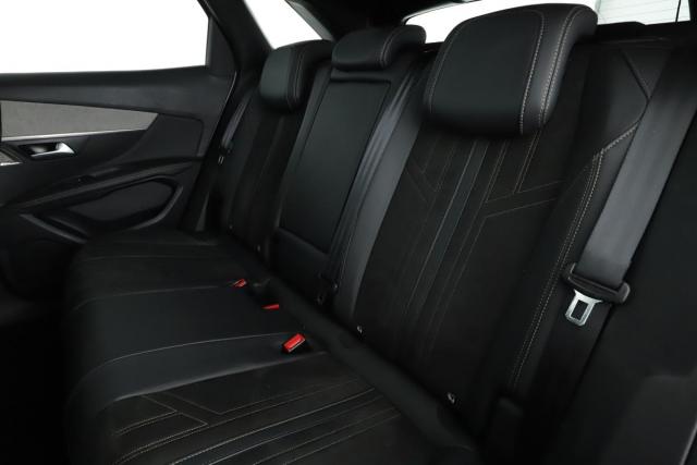 Peugeot 3008 image 1