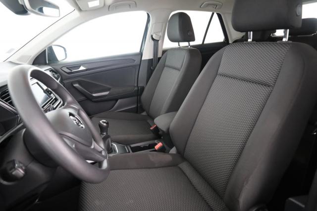 Volkswagen T-Roc image 8