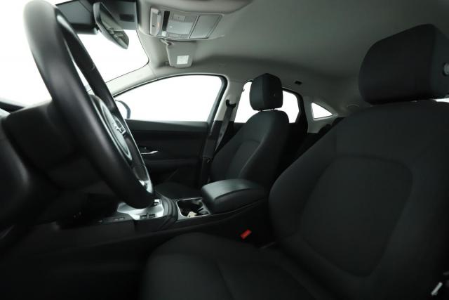 Jaguar E-Pace image 9