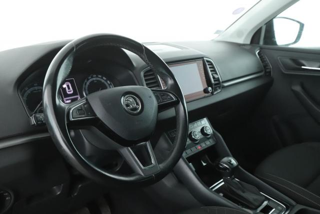 Skoda Karoq image 5