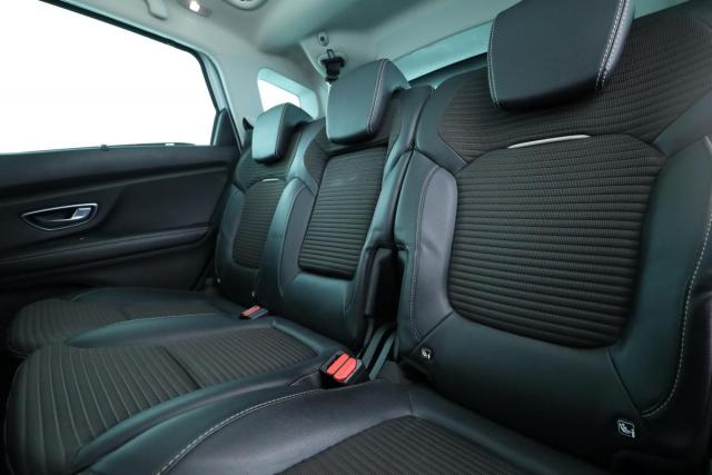 Renault Scénic image 9