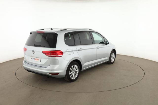 Volkswagen Touran image 9