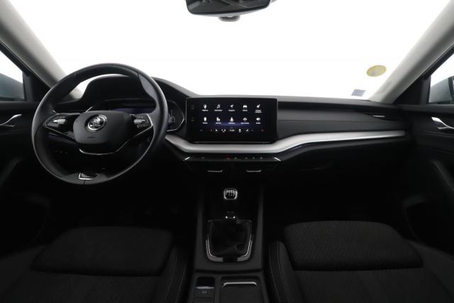 Skoda Octavia image 3