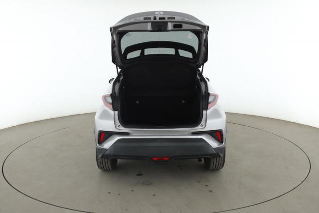 Toyota C-Hr image 9