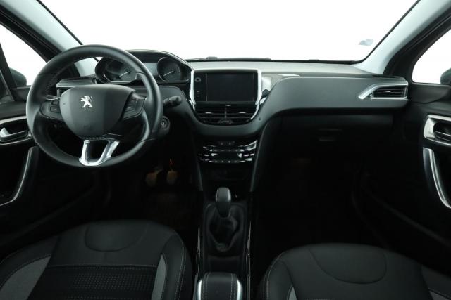 Peugeot 2008 image 5