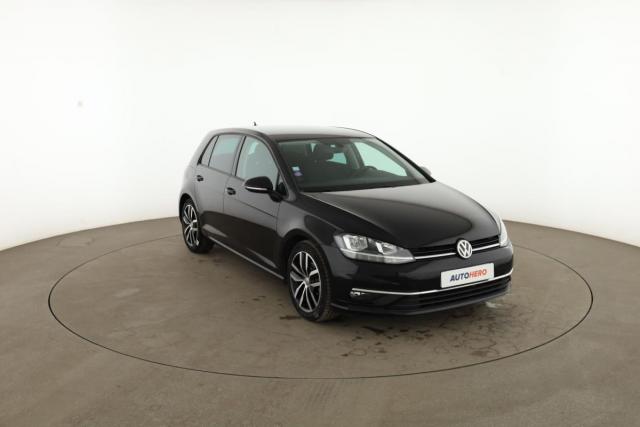 Volkswagen Golf image 8