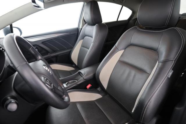 Toyota Avensis image 3