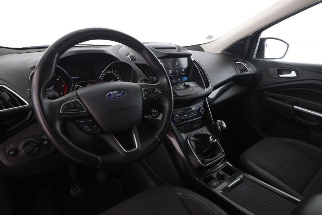 Ford Kuga image 6