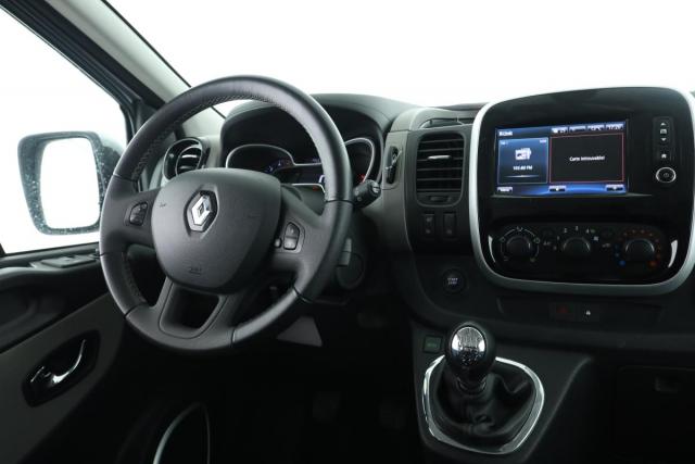 Renault Trafic image 2