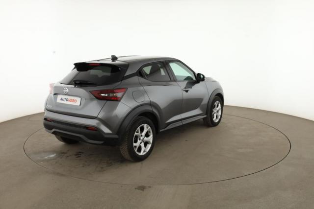Nissan Juke image 9