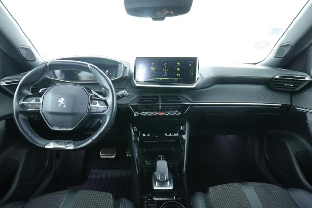 Peugeot 2008 image 9