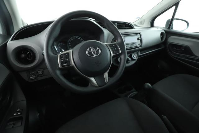 Toyota Yaris image 6