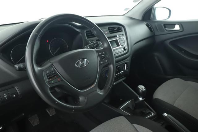 Hyundai I20 image 9