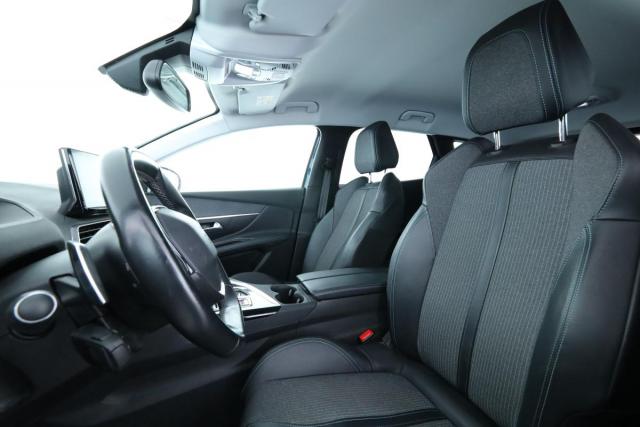 Peugeot 3008 image 8
