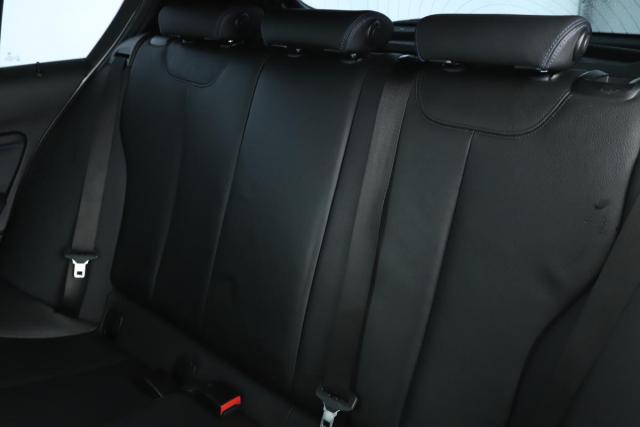 Bmw Série 1 image 8