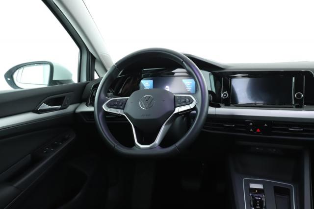 Volkswagen Golf image 8