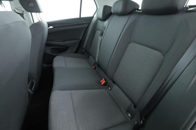 Volkswagen Golf image 4