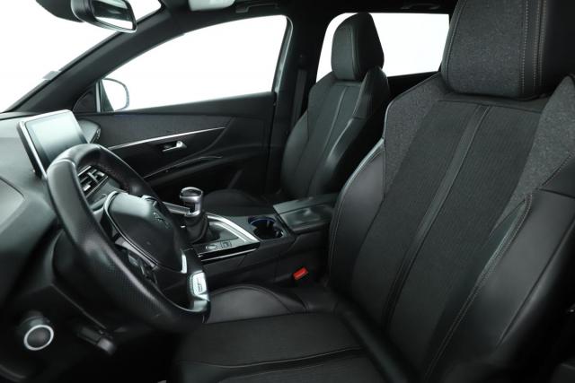 Peugeot 5008 image 6