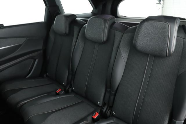 Peugeot 5008 image 4