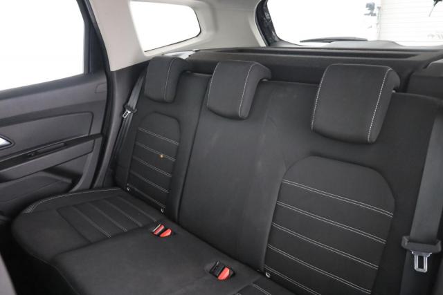 Dacia Duster image 1