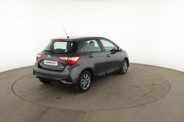 Toyota Yaris image 8