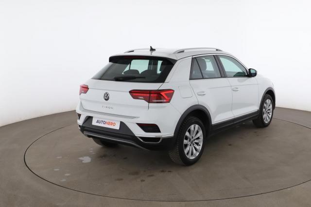 Volkswagen T-Roc image 3