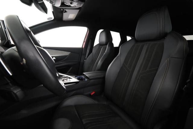 Peugeot 3008 image 3
