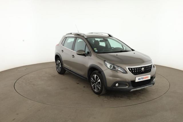 Peugeot 2008 image 8
