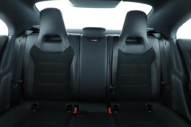 Mercedes Benz Cla image 1