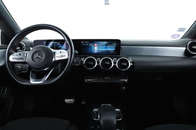 Mercedes Benz Cla image 2