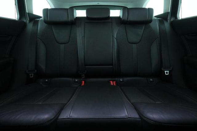 Skoda Octavia image 9