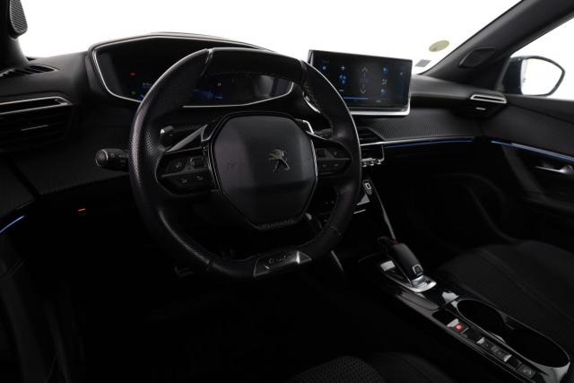 Peugeot 2008 image 1