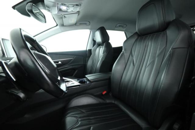 Peugeot 3008 image 1